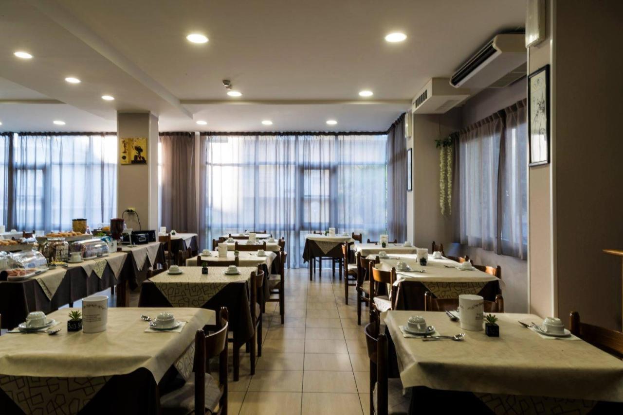 My Hotel Cesenatico Luaran gambar