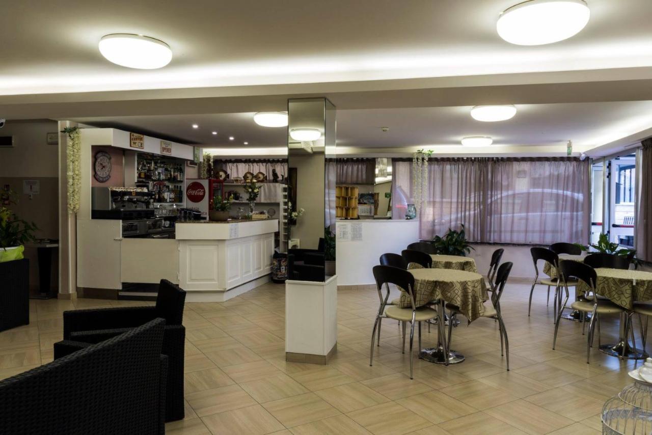 My Hotel Cesenatico Luaran gambar